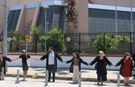 İzmir'de Hukukçulardan adliyede ‘adalet’ zinciri eylemi