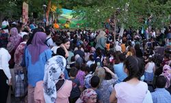 Ergani’de Çocuklara Tiyatro Şenliği: Eşbaşkanlar Etkinlikteydi