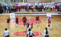 Kadın Voleybol Turnuvası’nda final heyecanı yaşandı