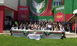 Amedspor İstişare Kurulu mevcut Başkan ile devam kararı