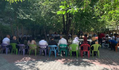 HDP'li seçilmişlerden bayramlaşma da aşı çağrısı