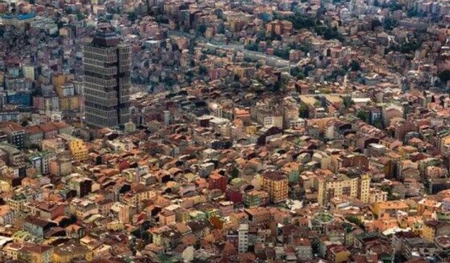 İstanbul'un deprem haritası güncellendi: En riskli ilçeler açıklandı!