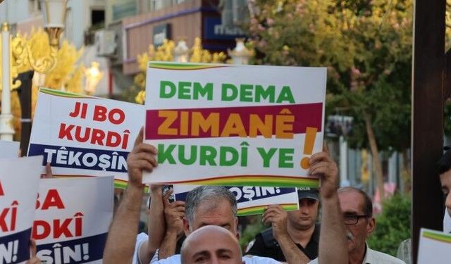 Okullar yarın açılıyor: Kürtçe resmi dil olmalı