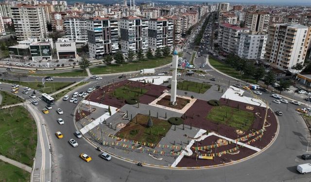 8 bin metrekarelik Dünya Kavşağı çevreci peyzajla yenilendi