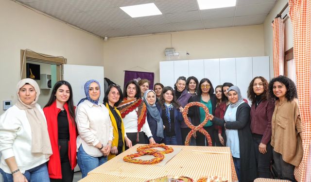 Kayapınar’da Kadınlar 8 Mart’ta Örgüyle Buluştu