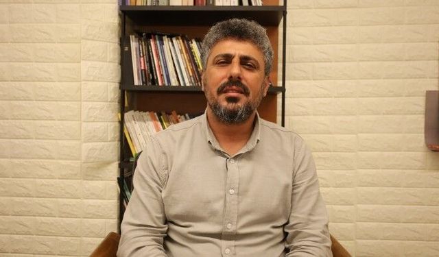 'Kitabımda Kürt bir gazetecinin yaşadıklarını anlattım'
