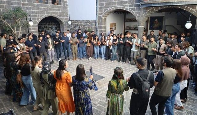 Amed'de Dicle Komün Öğrenci Derneği açıldı