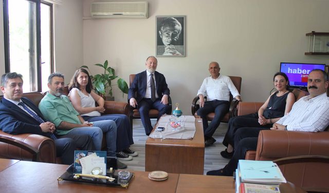 DEM Parti’den Eğitim-Sen’e dayanışma ziyareti