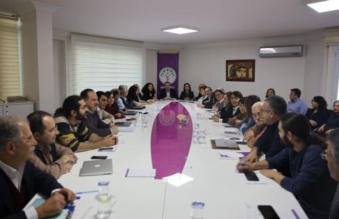 DEM Parti MYK toplandı: 15 günlük plan çıkarılacak