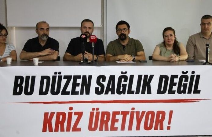 Akın: Krizden çıkışın yolu demokratikleşmedir