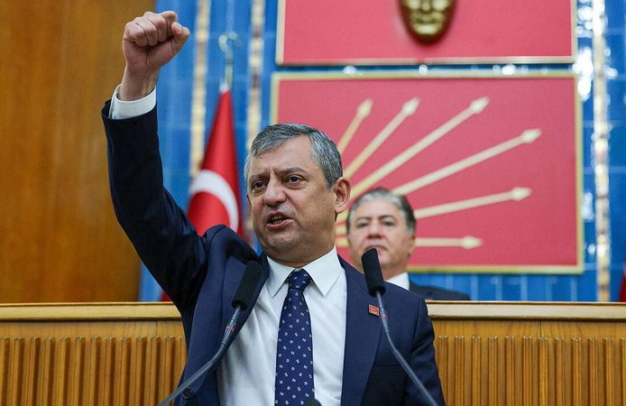 Özgür Özel yeni partinin kuruluşunu resmen açıkladı
