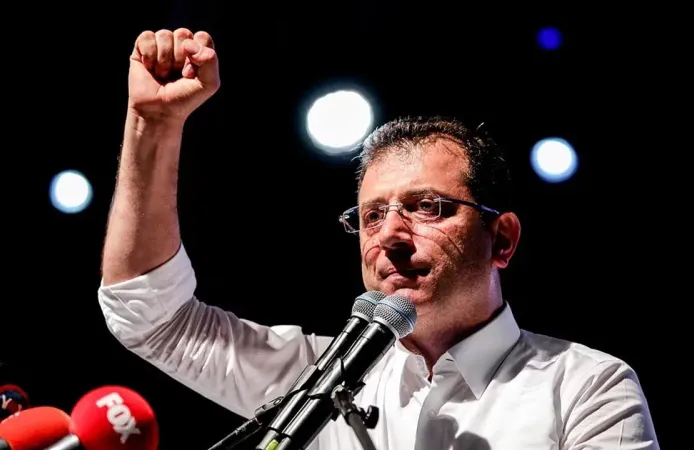 "Her şey çok güzel olacak! Yürüyelim arkadaşlar!"