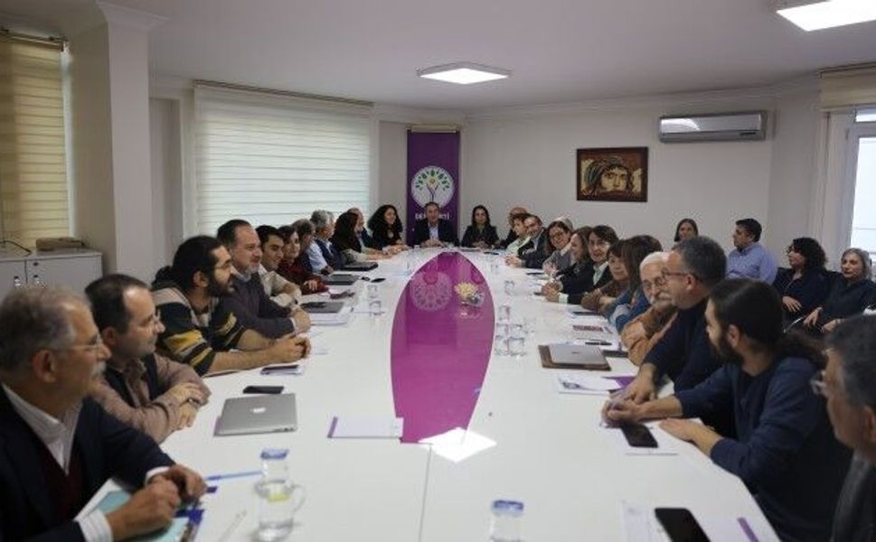 DEM Parti MYK toplandı: 15 günlük plan çıkarılacak