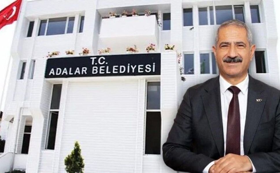 Adalar Belediye Başkanı ile 34 kişi tutuklandı