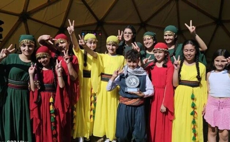 Kürt folklor ekibinden önemli başarı
