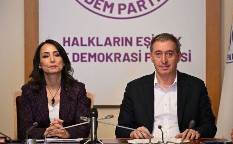 Eş Genel Başkanlar KESK’lilerin gözaltına alınmasına tepki