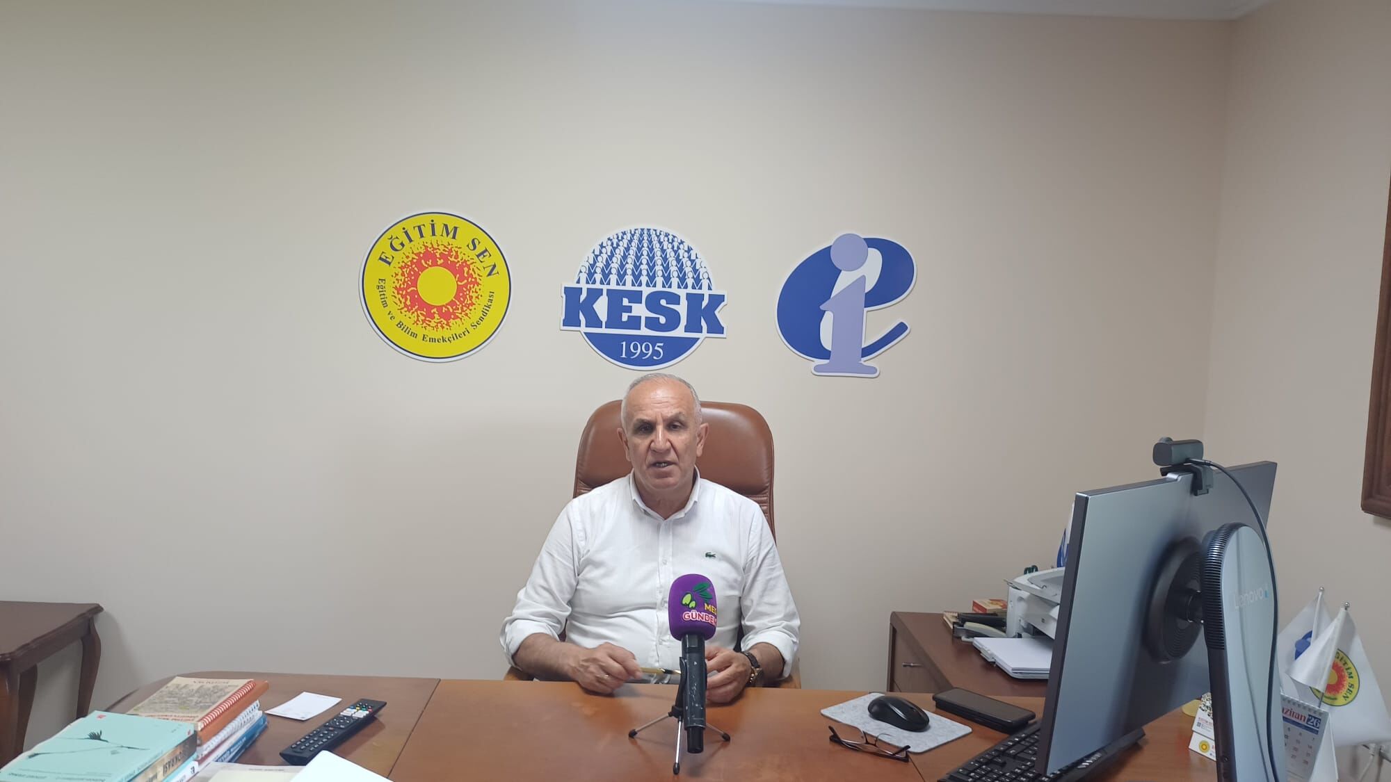 Eğitim Sen Genel Başkanı Kemal Irmak, gazeteci Hamza Özkan