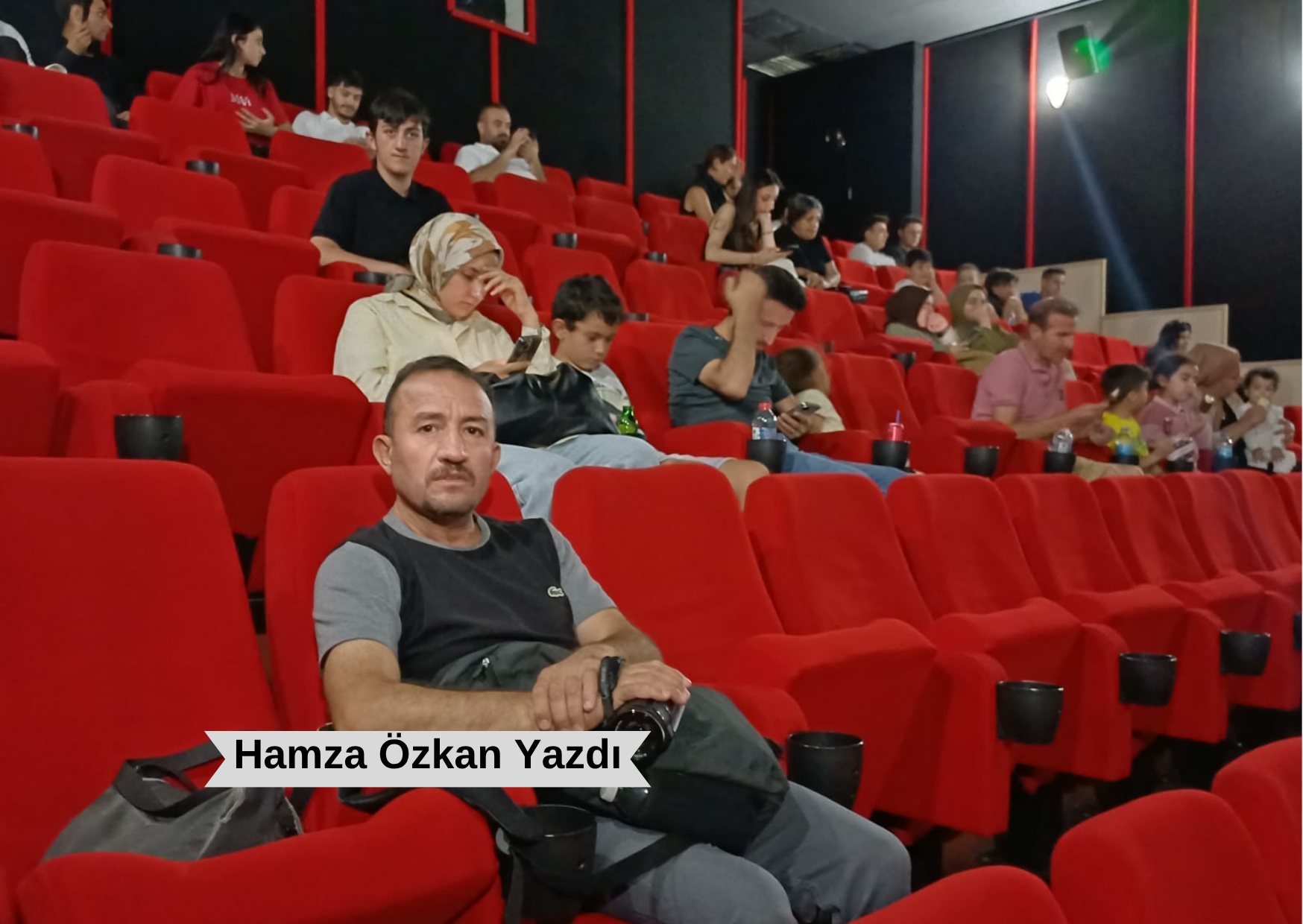 Bir Sinema Salonu, İki Zaman, Bir Hayat Hikâyesi
